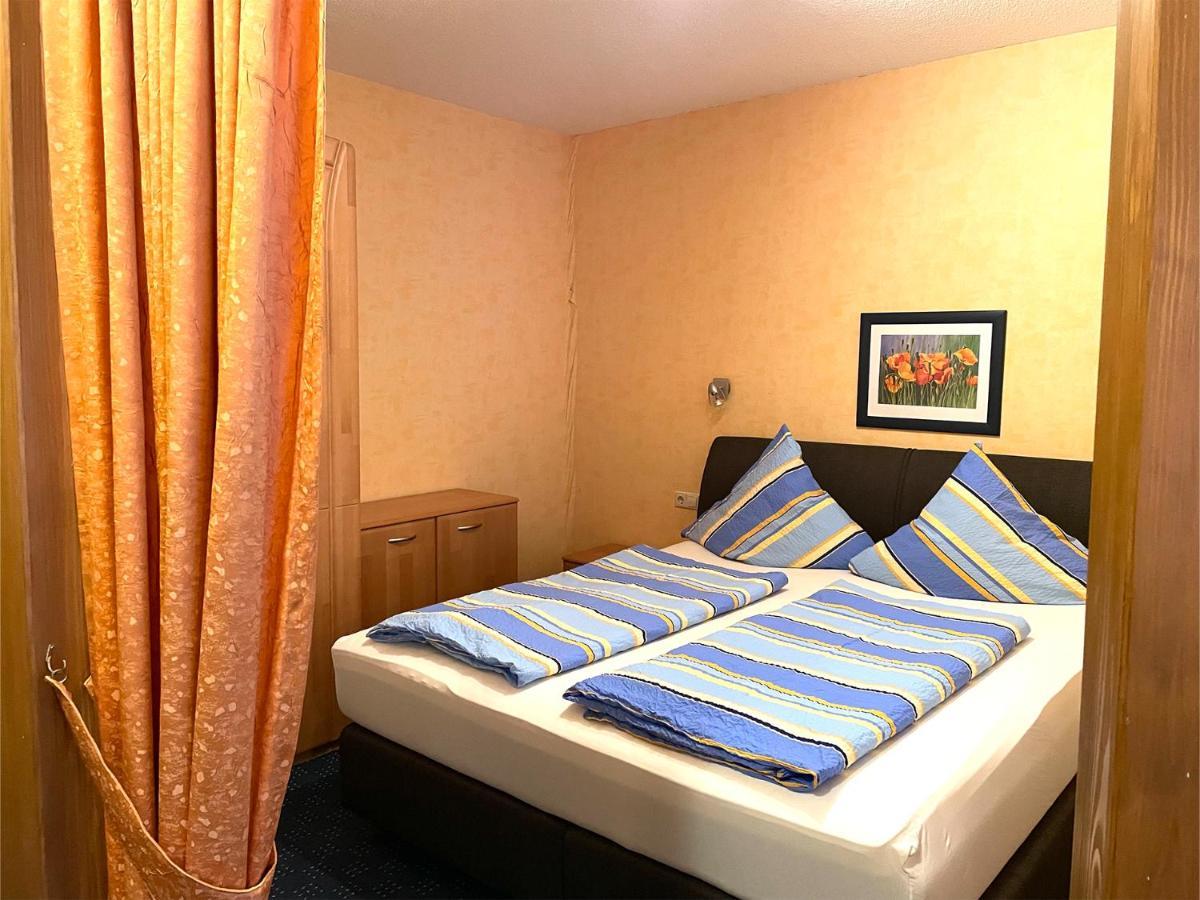 Hotel Zum Weingutsmuseum Cochem Esterno foto
