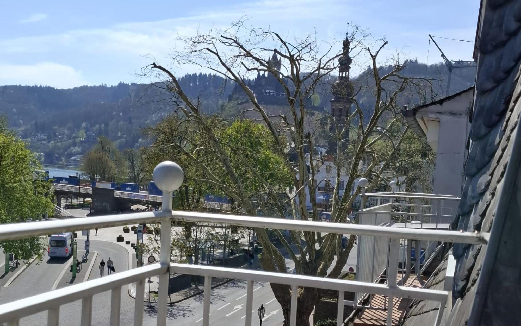 Hotel Zum Weingutsmuseum Cochem Esterno foto